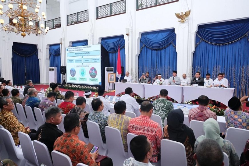 Jalankan Amanat Perpres 12/2025, Menteri Nusron Minta Pemerintah Daerah di Jawa Barat Lakukan Revisi Rencana Tata Ruang