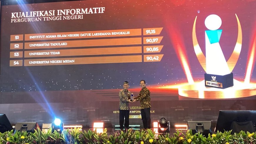 Untad Raih Predikat Badan Publik Informatif