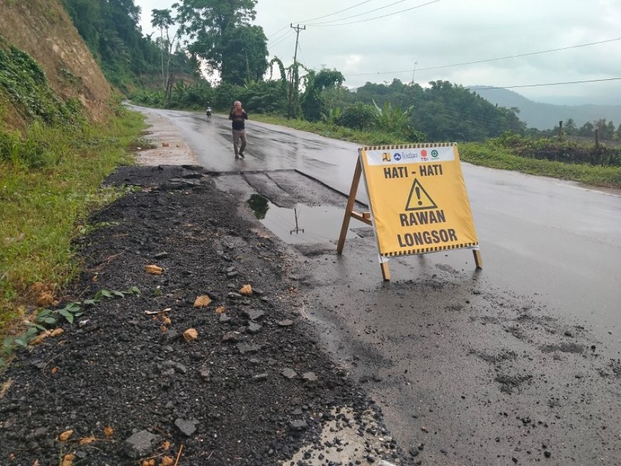 Minim K3, Proyek Preservasi Jalan Tagolu-Tentena Rawan Kecelakaan Lalulintas