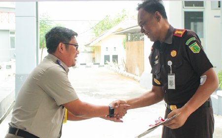 Kantah Kota Palu Serahkan Sertipikat Tanah ke Kejari Palu