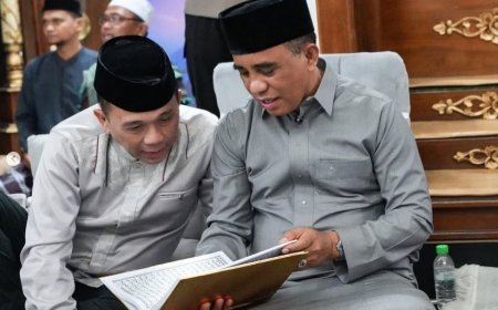 Gubernur Anwar Mempersilakan Pegawai Tidak Masuk Kantor Asal Salat Subuh Berjamaah, Berikut Pejelasannya