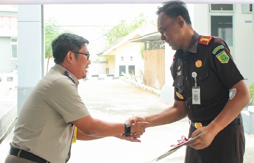 Kantah Kota Palu Serahkan Sertipikat Tanah ke Kejari Palu