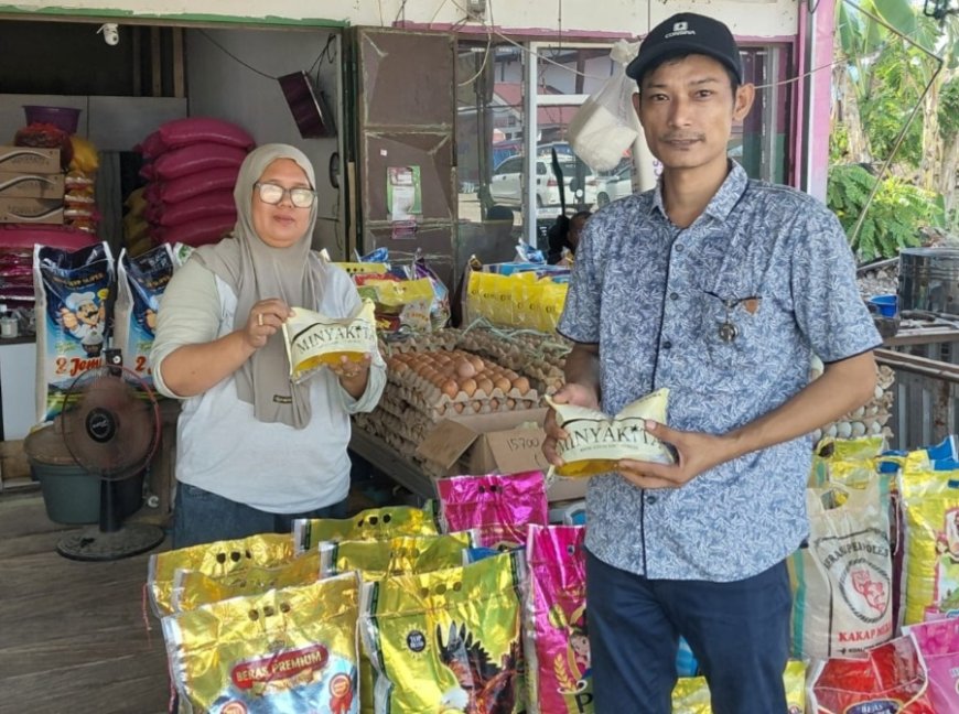 Tekan Harga, Bulog KC Poso Distribusi Minyakita ke Morowali-Morut