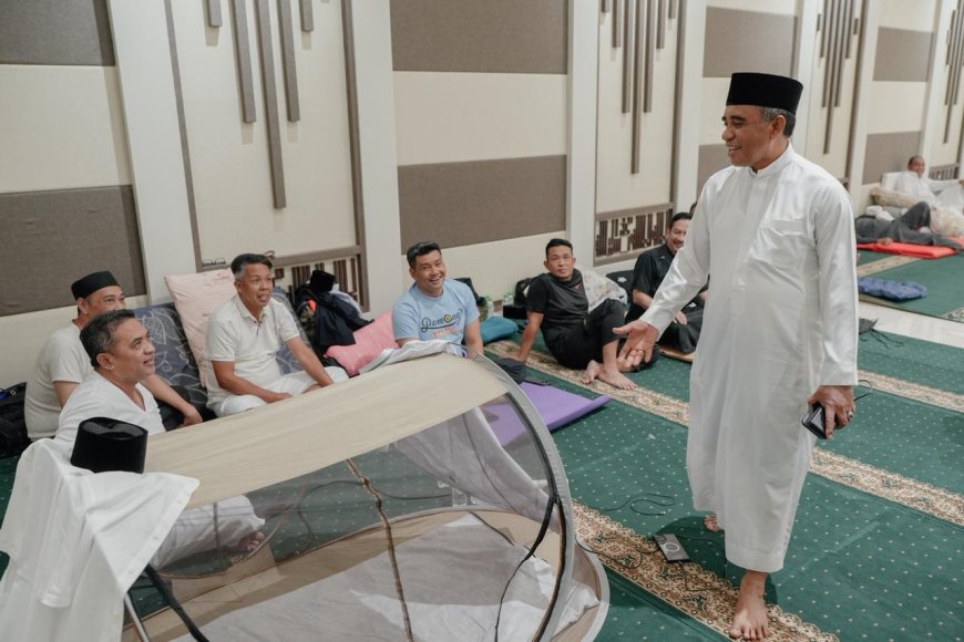 Anwar Hafid Gelar Retret Kepala Dinas di Masjid Raya Baitul Khairaat