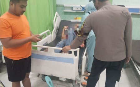 Usai Tabrak Motor Terparkir, WNA Cina Diamuk dan Dirampok Massa