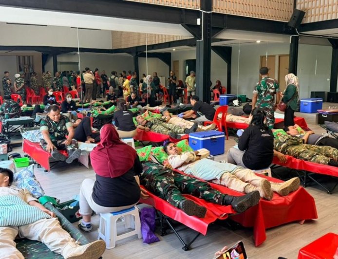 PSMTI Sulteng dan Persit Palaka Wira Baksos Kesehatan dan Donor Darah Sambut Ramadan dan Imlek 2026