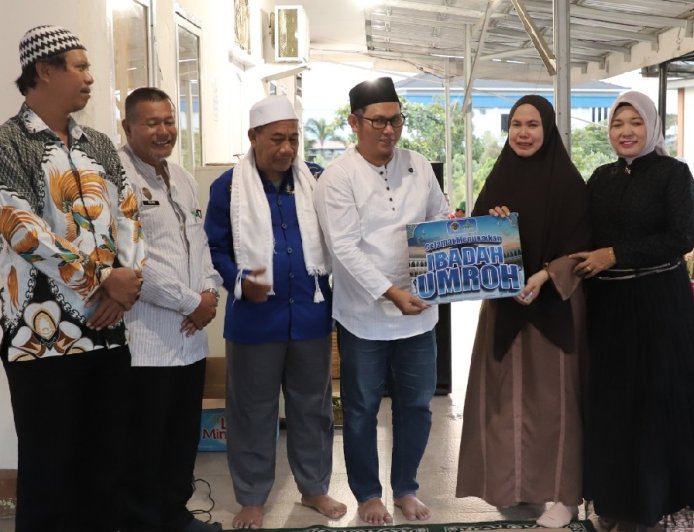 Kuatkan Sinergi dan Integritas, Buka Bersama Kantah Kota Palu Diwarnai Haru Undian Umrah Pegawai