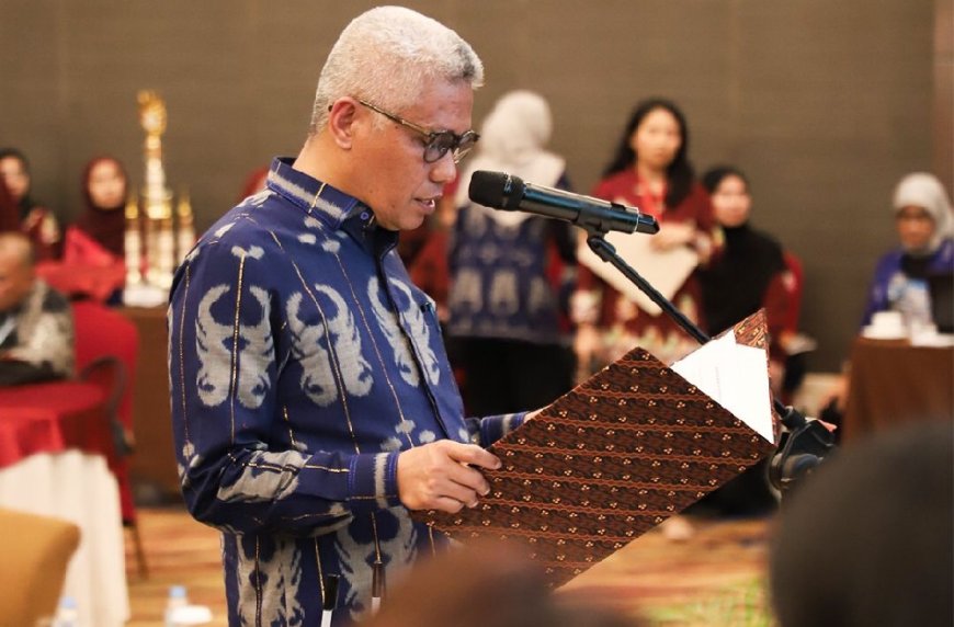 Perkuat Sinergi dan Pengawasan PPAT, Kakanwil BPN Sulteng Lantik Anggota MPPD se-Sulawesi Tengah