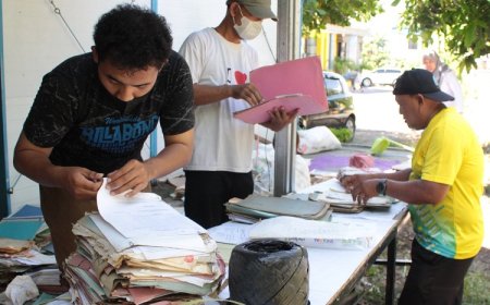 Kantah Kota Palu Melaksanakan Penataan Arsip Pertanahan Serentak di Lingkungan Kantor