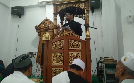 Salat Idul Fitri 1447 H di Masjid Nur Ilahi Kota Palu, Khatib Jelaskan Perbedaan Kata “Iman” dan “Percaya”