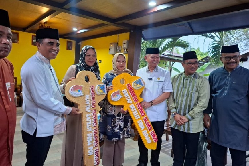 Berbuka di rumah Bupati Sigi, Gubernur Anwar Serahkan Kunci Huntap Senilai Puluhan Miliar