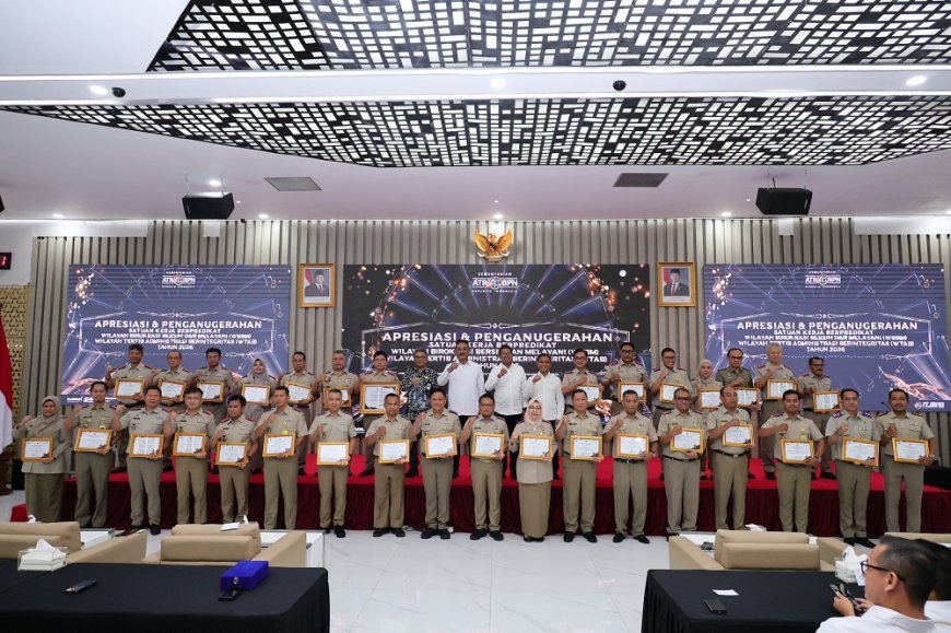 Buktikan Komitmen dalam Memperbaiki Layanan, Satker Kementerian ATR/BPN Meraih 1 Predikat WBBM dan 31 Predikat WTAB