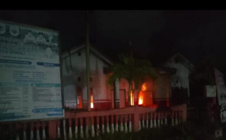Kantor Desa Siweli Diduga Sengaja Dibakar