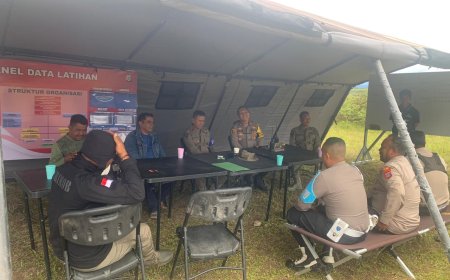 Brimob Gelar Latihan Berganda dan Pembaretan di Lembah Napu