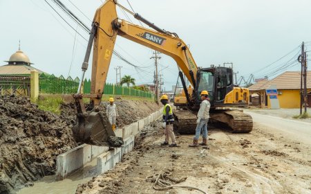 Tingkatkan Infrastruktur Jalan Nasional, IMIP Bangun Drainase Beton  di Ruas Trans Sulawesi