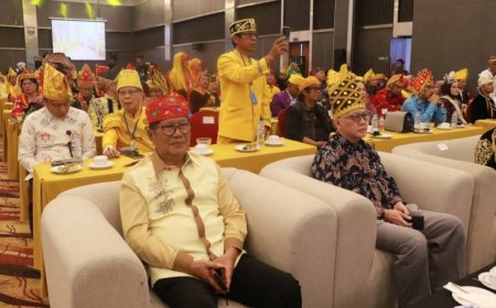 Wabup Poso Hadiri Silaturahmi Akbar Pemangku Adat