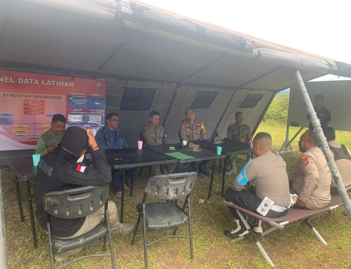 Brimob Gelar Latihan Berganda dan Pembaretan di Lembah Napu