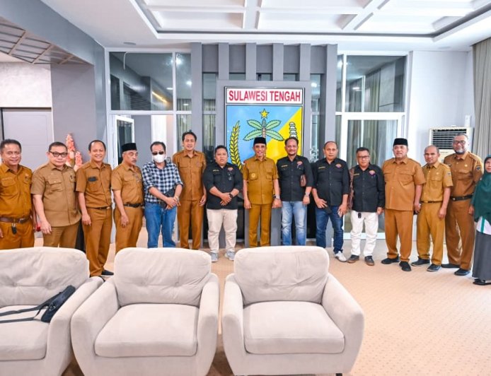 Aliansi Buruh Tadulako Audiensi dengan Gubernur Sulteng, Dorong Penguatan LKS Tripartit dan Perayaan May Day