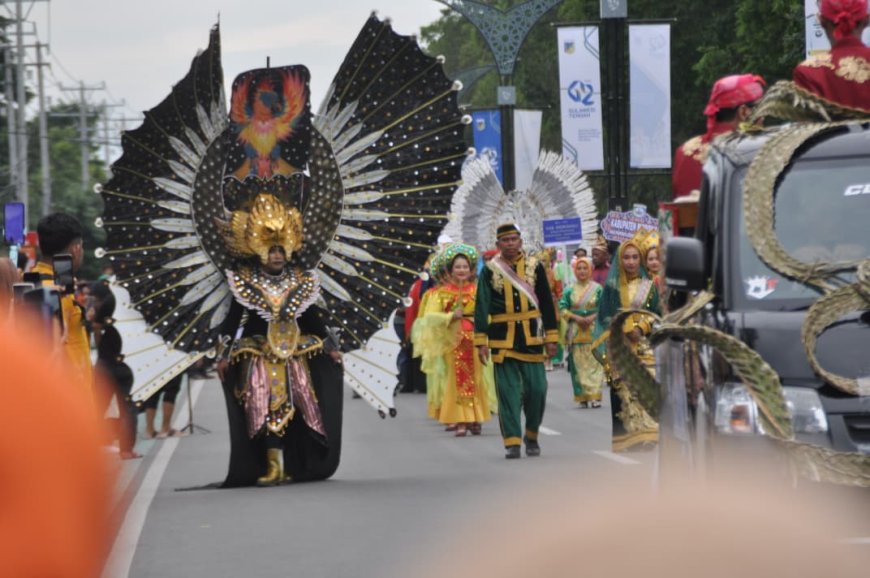 Wawali Hadiri Karnaval Budaya