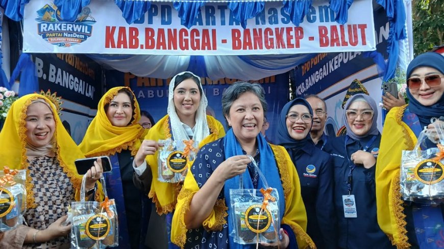 Pasar Murah NasDem Sulteng Jual Sembako Rp5.000
