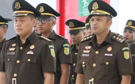 Kajati Sulteng Lantik Dua Koordinator Kejati
