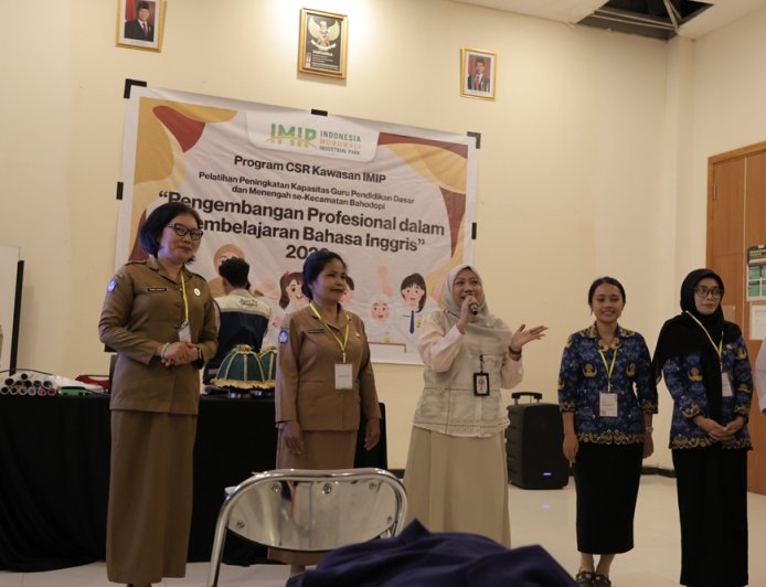 IMIP Latih 150 Guru Se-Bahodopi untuk Penguatan Kapasitas Bahasa Inggris