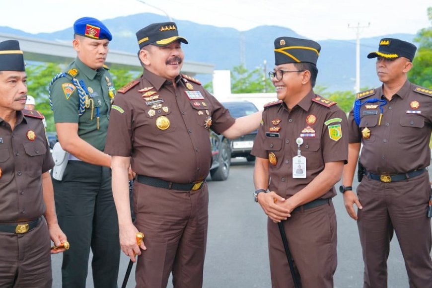 Kunjungan Kerja ke Kejari Sigi, Jaksa Agung Ingatkan Pentingnya Penegakan Hukum Berintegritas dan Profesional