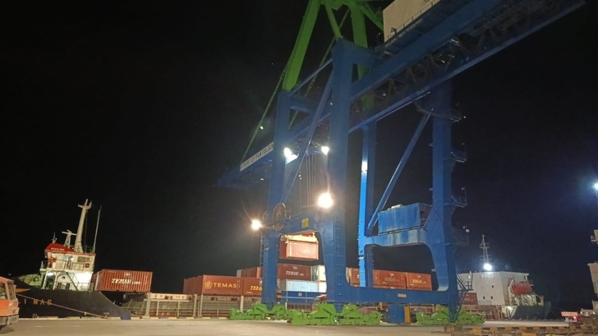 Pertumbuhan Arus Peti Kemas Internasional Tembus 11%, Sinyal Positif bagi Ekonomi Indonesia