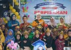 Bunda PAUD Bangga Lihat Penampilan Anak TK Alkhairaat Palupi