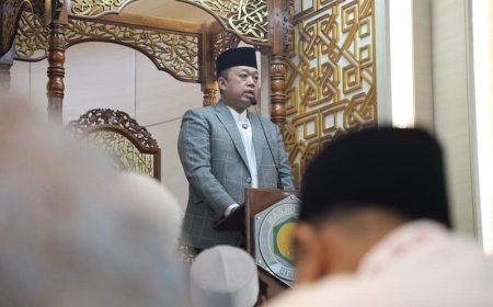 Jadi Khatib Iduladha, Menteri Nusron Sampaikan Pesan untuk “Sembelih” Ego dan Keserakahan