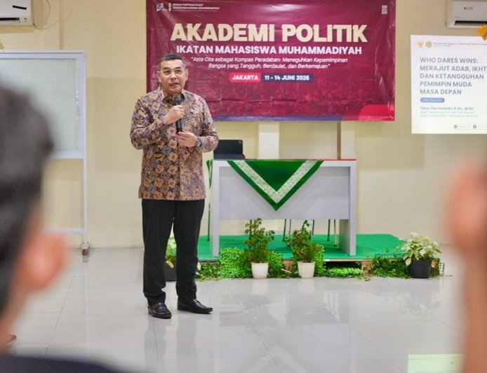 Jadi Pembicara di Akademi Politik UMJ, Wamen ATR/Waka BPN: Pertanahan Berperan Strategis dalam Mendukung Asta Cita Presiden
