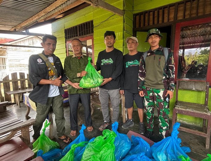 Komunitas Jurnalis TAMEME Salurkan Bantuan untuk Korban Gempa