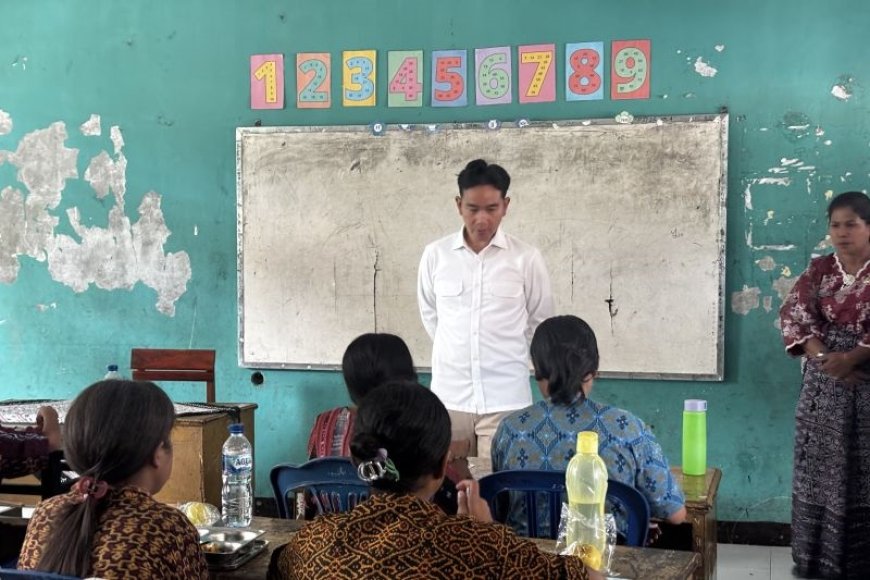 Wapres Tinjau MBG di Ende, Periksa Fasilitas Sekolah