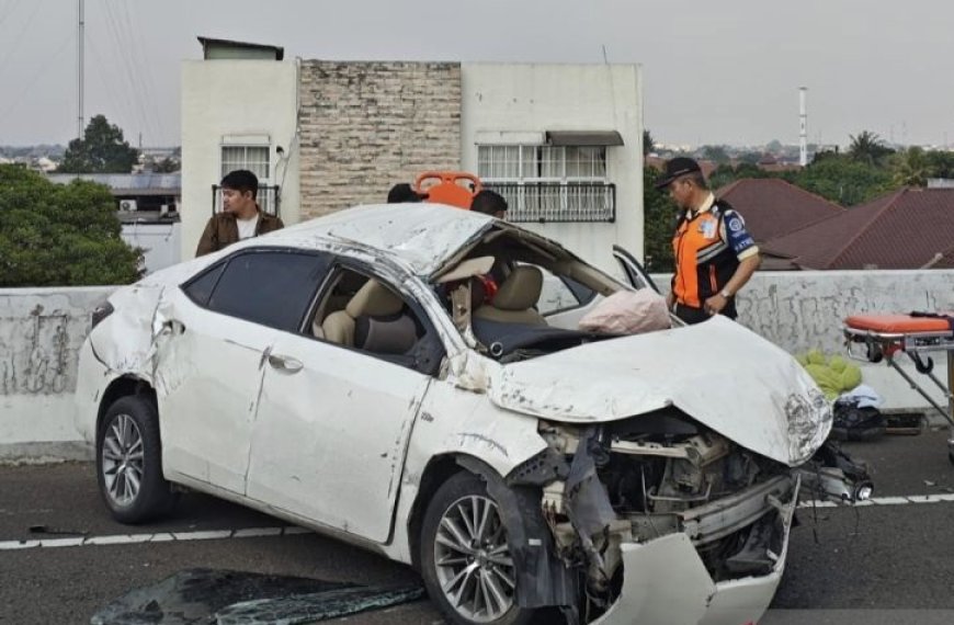 Delapan Orang Terluka Akibat Kecelakaan Beruntun di Tol Becakayu