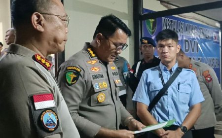 Autopsi: Pilot AMA Ditembak dari Jarak Sangat Dekat