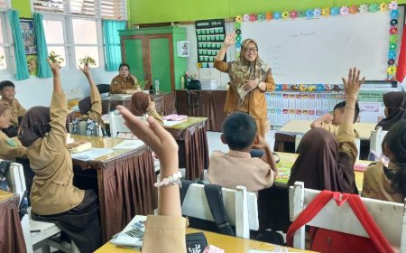 Mulai Belajar Efektif, SD Inpres 6 Lolu Terima Puluhan Murid Baru