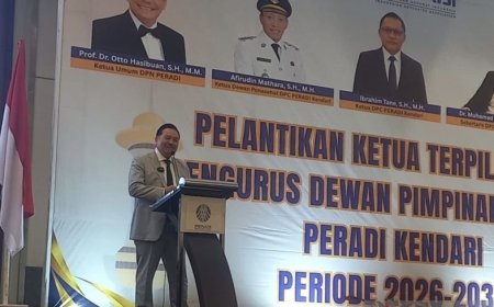 Hadiri Pelantikan Pengurus Peradi di Kendari, Ini Pesan Wamenko Otto Untuk Advokat Peradi