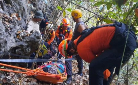 Enam Mahasiswa Unhas Terjebak Di Goa Kalibbong Alloa Dievakuasi