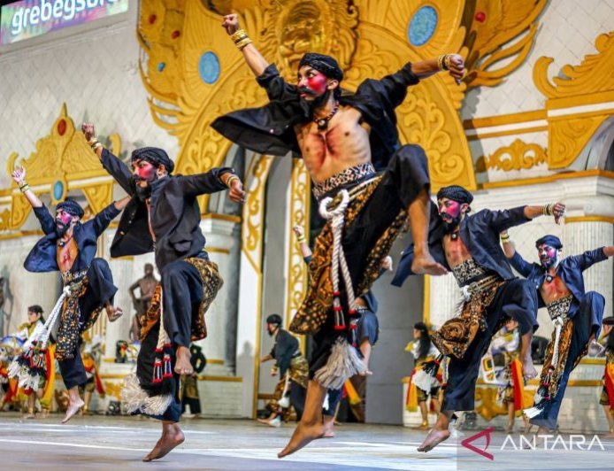 Generasi Muda dan Masa Depan Warisan Budaya Indonesia