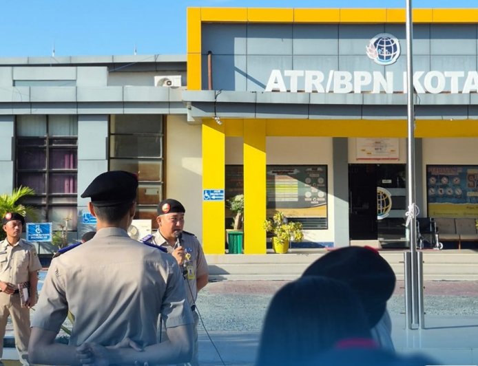 Apel Pagi Kantah Kota Palu: Disiplin Kunci Utama Wujudkan Pelayanan Profesional
