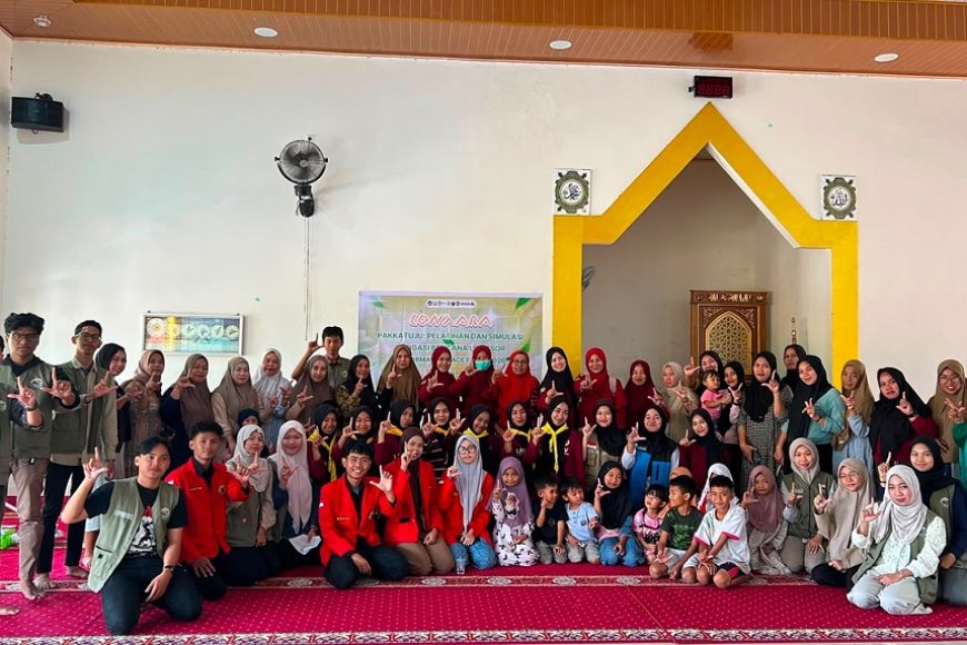 Tim Lontara PPK Ormawa Space FT-UH Latih Warga Galesong Soal Penanganan Kegawatdaruratan