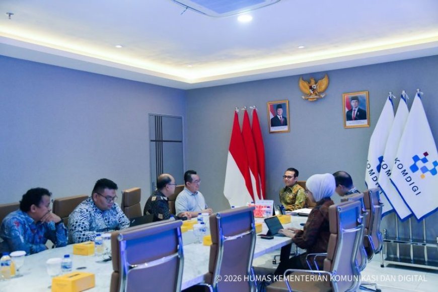 Wamenkomdigi Ungkap Dua Aspek Krusial Wujudkan AI Nasional Berdaulat