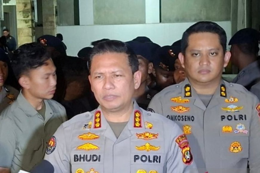 Polisi Sita Dokumen-Komputer Saat Geledah Lokasi Ke-13 Kasus Korupsi