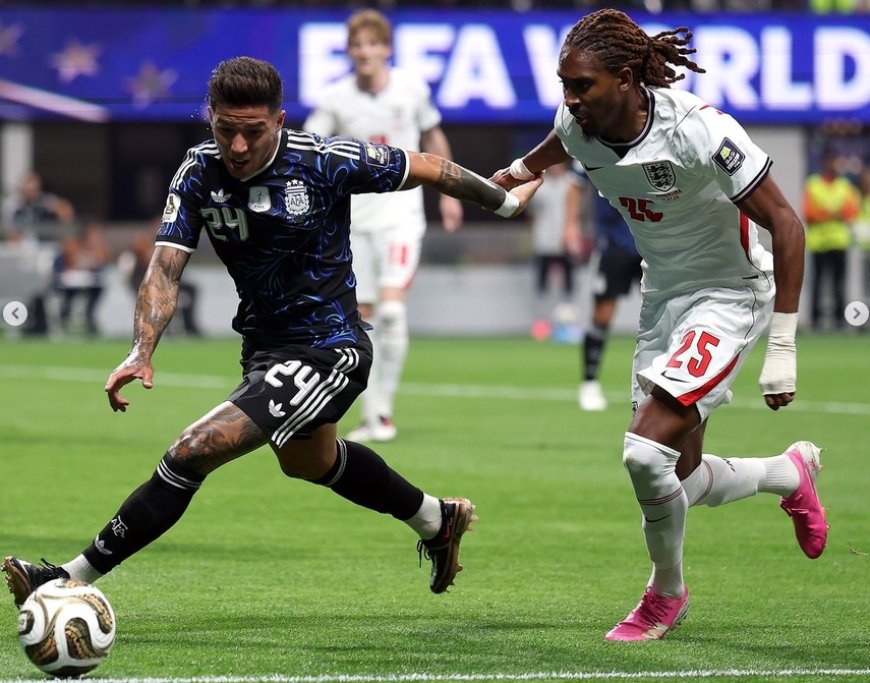 Dua Gol Larut Antar Argentina Sisihkan Inggris Menuju Final