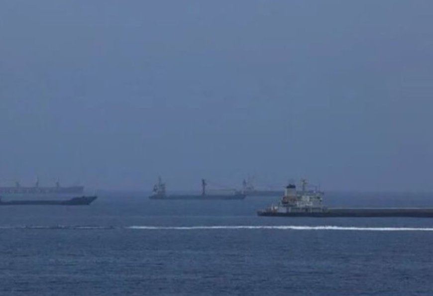 Iran Sebut Selat Hormuz Tetap Ditutup Hingga AS Terima Persyaratan