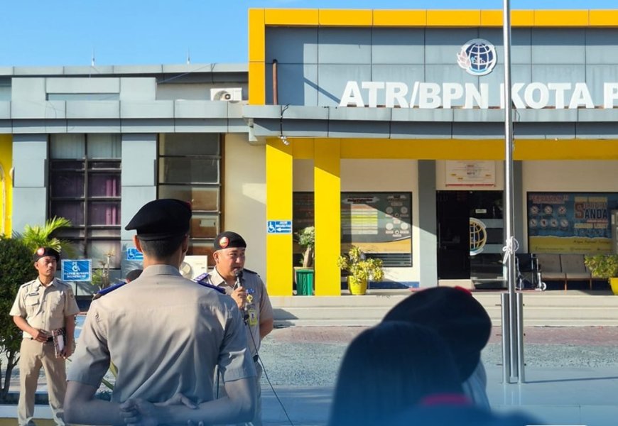 Apel Pagi Kantah Kota Palu: Disiplin Kunci Utama Wujudkan Pelayanan Profesional