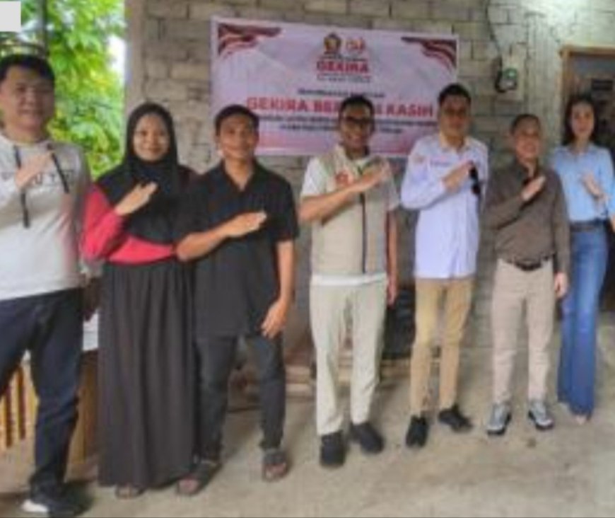 Warga Poso Terima Sambungan Listrik Gratis