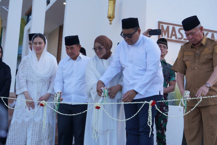Wakil Ketua MPR Resmikan Masjid Kartini Al-Husein