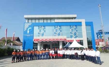 Semarak HUT ke-81 RI, Pelindo Regional 4 Pantoloan Perkuat Sinergi dan Semangat Pengabdian Port Caption