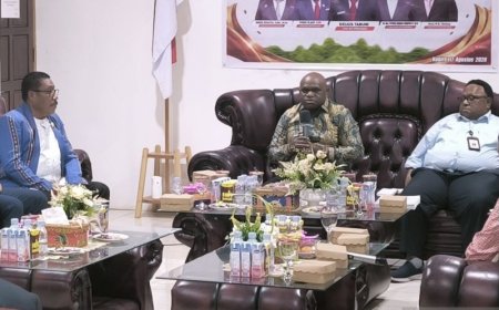 Pigai: Masyarakat Papua Boleh Tuntut Kesejahteraan Asal Bukan Merdeka